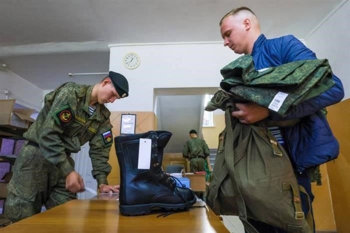 Как написать рапорт на имя командира части с просьбой о выплате