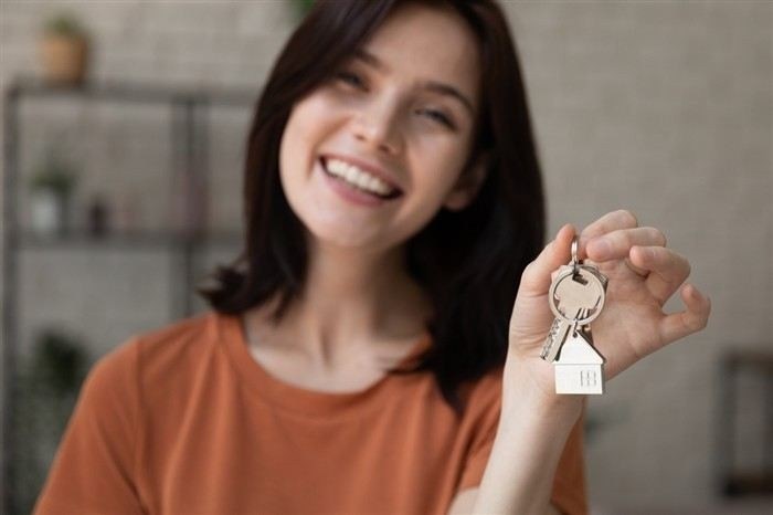 Как встать в очередь на жилье сироте