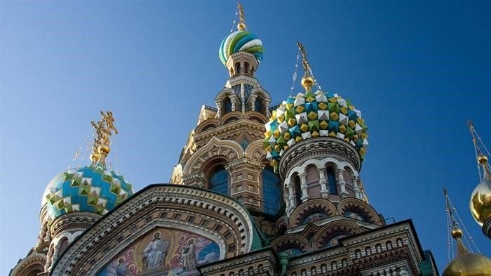 Можно ли есть в ресторанах или путешествовать во время строгого поста?