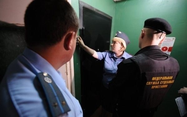Кто и на каких основаниях осуществляет розыск должника?