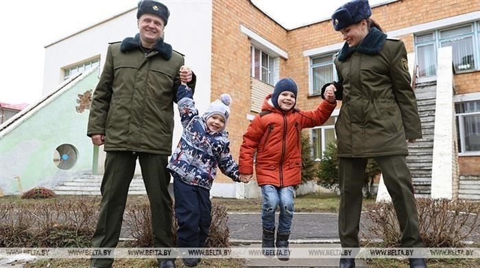 Координирование графиков развертывания, чтобы свести к минимуму перерывы в работе семьи