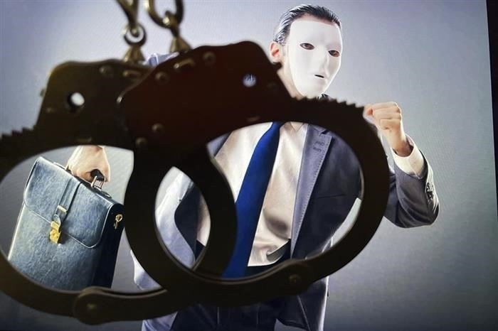 Правительство поддержало идею ужесточения наказания за мелкое взяточничество