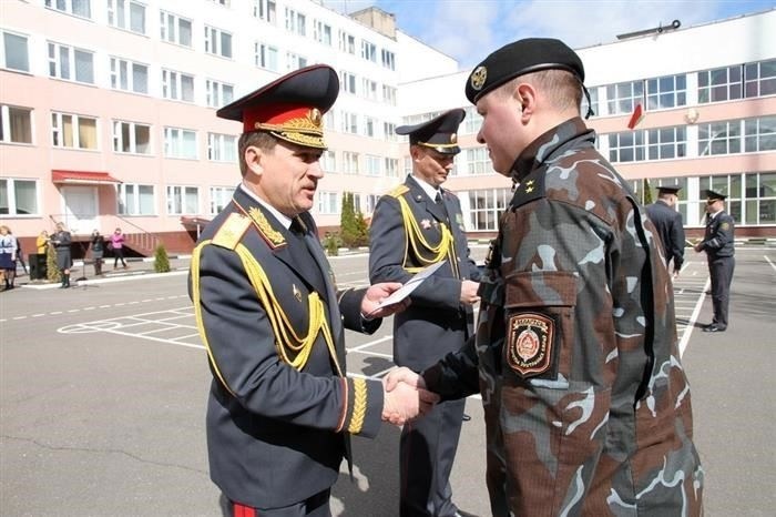 Препятствия для восстановления на службе